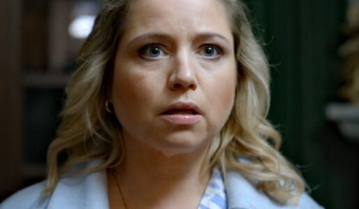 „Die Landarztpraxis“: Liebes-Comeback? Fabian wird intim – aber nicht mit Sarah! | © SAT.1/Screenshot