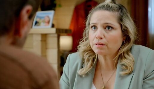 Neues „Die Landarztpraxis“-Traumpaar: Werden SIE Sarah und Fabian dauerhaft ersetzen? | © SAT.1/Screenshot