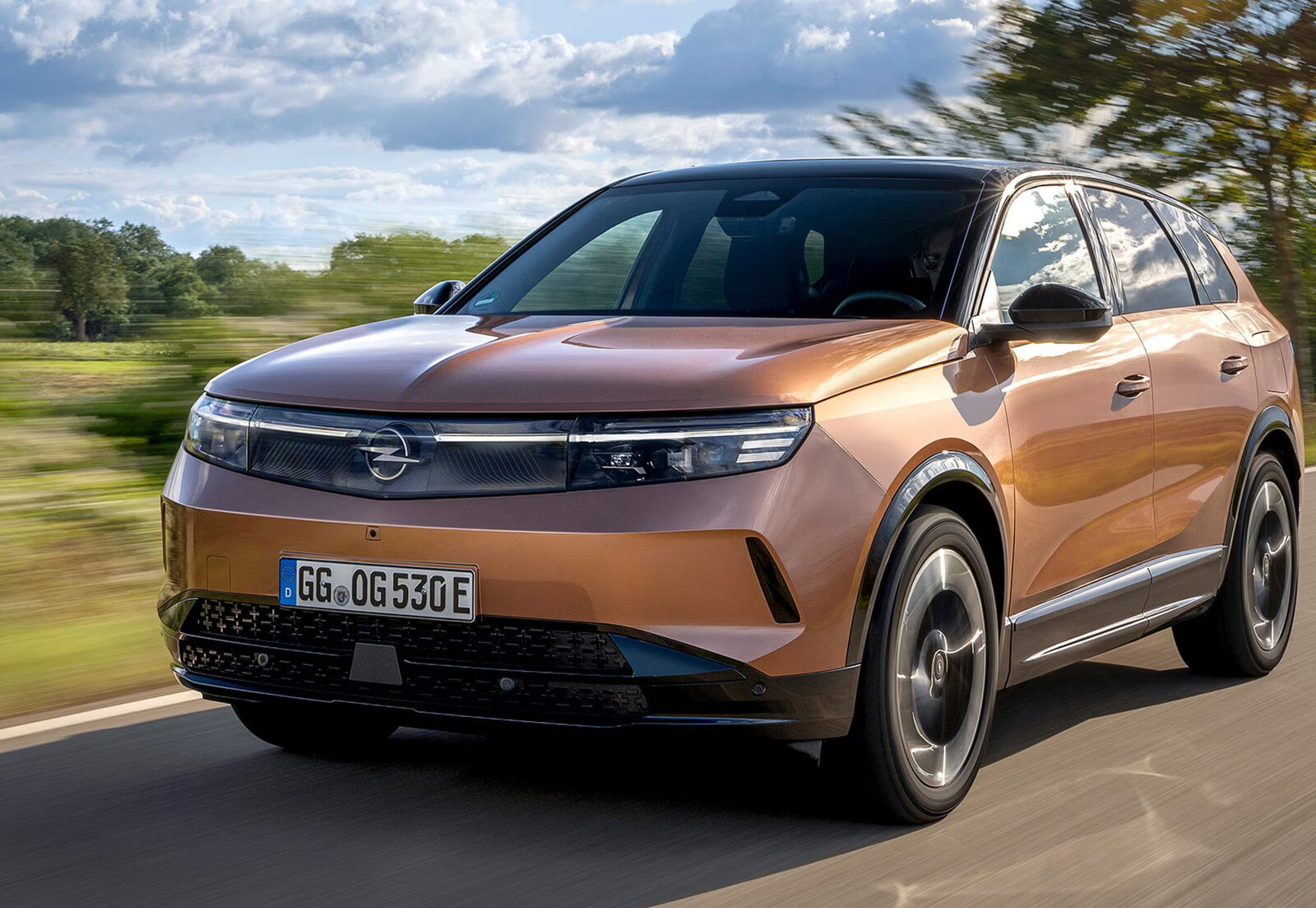 Opels neuer Grandland zeigt wahre Größe, und das auch als E-Auto. | © Opel