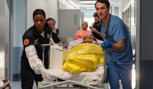 „Pulse“ bei Netflix: Wenn die Notaufnahme zum Beziehungsdrama wird | © Netflix