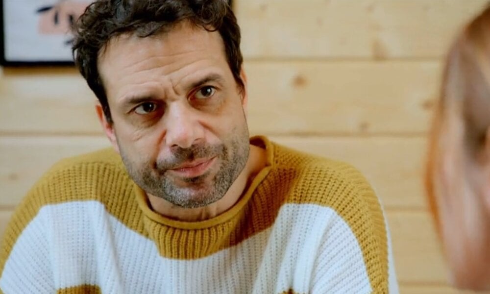 „Die Landarztpraxis“: Neuzugang sorgt für Gefühlschaos! Chris muss sich entscheiden | © SAT.1/Screenshot