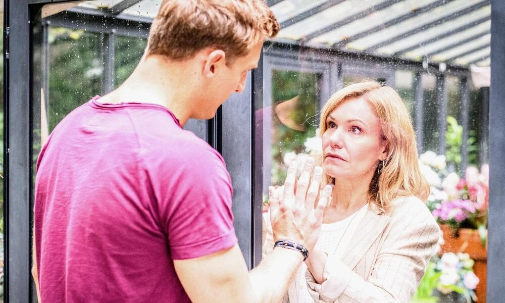 Plötzlicher Abschied bei „Sturm der Liebe“: SIE flieht nach Gefühlschaos | © ARD/WDR/Christof Arnold