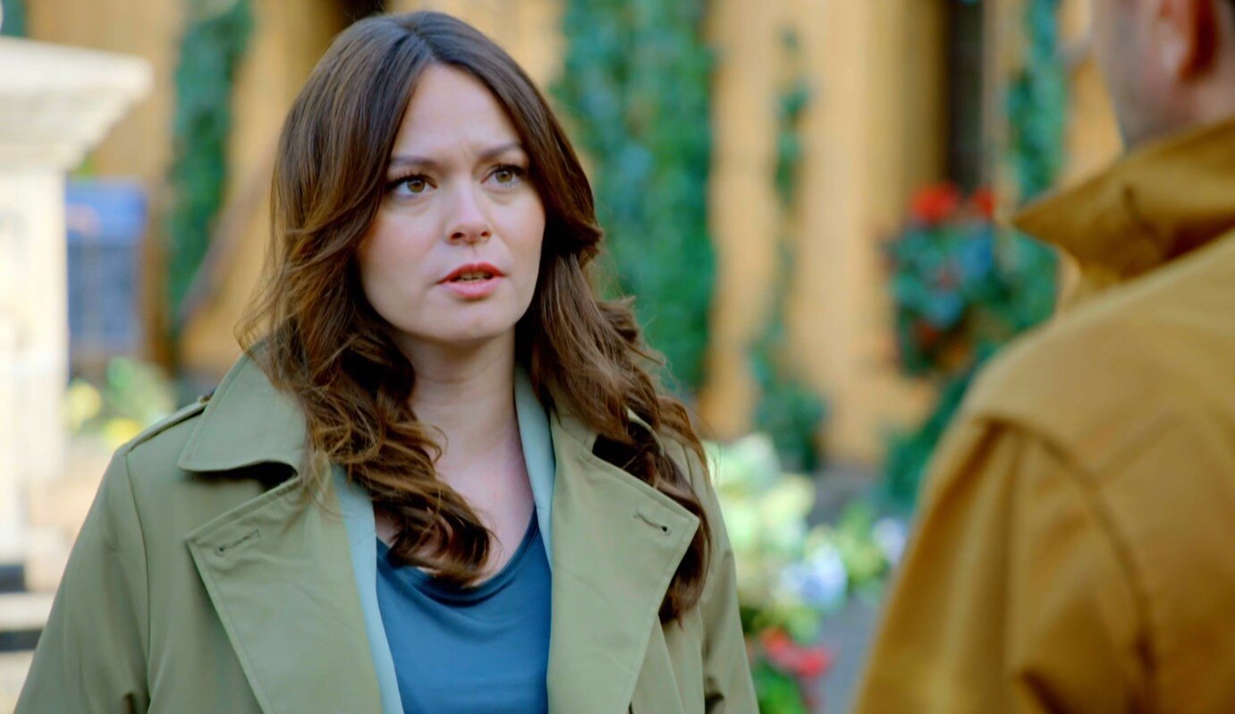 „Die Landarztpraxis“: Traumhochzeit platzt! Isa zieht die Reißleine | © SAT.1/Screenshot