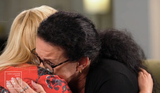 Trauriges Schicksal bei „Bitte melde dich“: Anja lernte ihre Familie nie kennen | © SAT.1/Screenshot