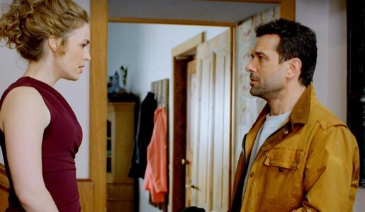 „Die Landarztpraxis“: Dreifach-Abschied droht! Verlassen SIE jetzt Wiesenkirchen? | © SAT.1/Screenshot