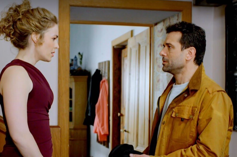 „Die Landarztpraxis“: Dreifach-Abschied droht! Verlassen SIE jetzt Wiesenkirchen? | © SAT.1/Screenshot