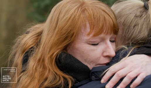 „Bitte melde dich“: „Sie wurde mir entrissen!“ – Mutter verliert ihr Baby durch Zwangsadoption | © SAT.1/Screenshot