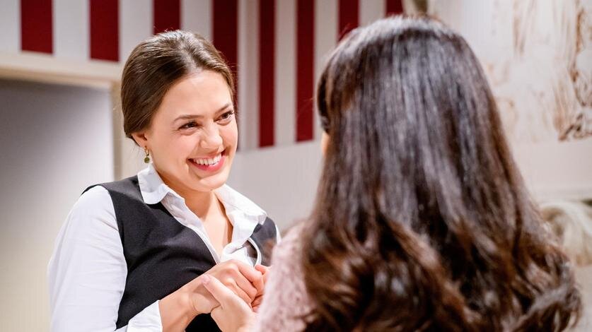 „Sturm der Liebe“-Comeback endet in romantischer Hochzeitsplanung | © ARD/WDR/Christof Arnold