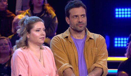 „Hast Du Töne?“: Plötzlich hagelt es Buh-Rufe für „Die Landarztpraxis“-Duo | © Sat.1/Screenshot