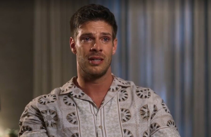 Tränen-Abschied bei „Die Bachelors“: Kandidatin wirft freiwillig hin | © RTL/Screenshot