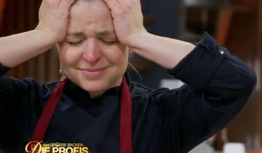 Kandidatin verzweifelt bei „Das große Backen – Die Profis“: „Hab doch bisschen Mitleid!“ | © Sat.1/Screenshot