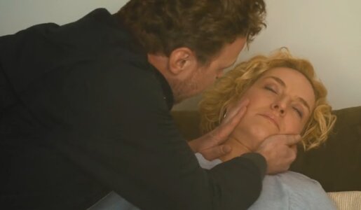 Brand-Drama bei „Die Spreewaldklinik“: Dorren in Lebensgefahr! Kann Paul sie noch retten? | © Sat.1/Screenshot