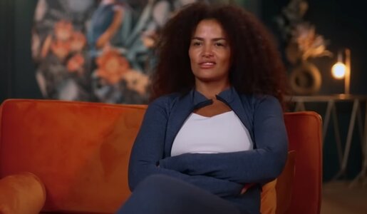 „Die Bachelors“: Vivis Kuss-Geständnis sorgt für Mega-Drama | © RTL/Screenshot