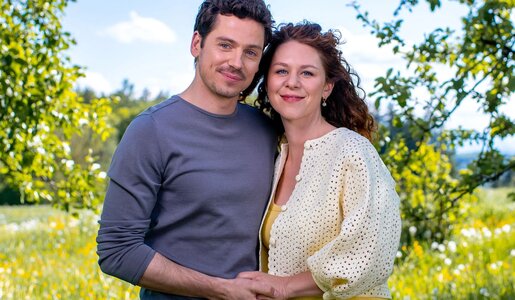 Fanny Schätzl (Johanna Graen) und Kilian Rudloff (Anthony Paul). | © ARD