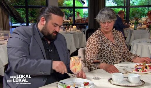 „Mein Lokal, Dein Lokal“: Dessert-Drama! Plötzlich fliegen die Fetzen | © KabelEins/Screenshot