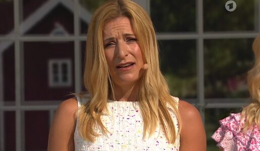 „Immer wieder sonntags“: Ex Stefanie Hertel richtet klare Worte an trauernden Stefan Mross | © ARD/Screenshot