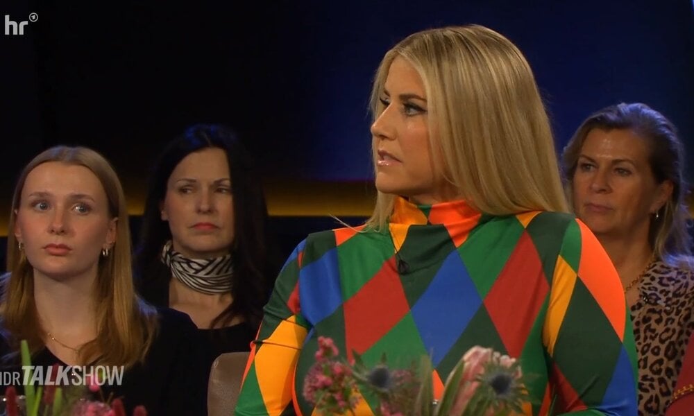 „NDR Talk Show“: Blackout im Studio! Bei Beatrice Egli geht plötzlich das Licht aus | © NDR/Screenshot