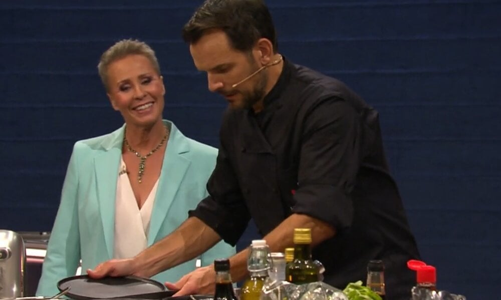 „Hensslers Dreamteam“: Henssler und Rosin überraschen mit „Dschungelcamp“-Deal | © VOX/Screenshot