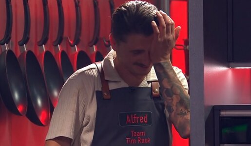  Tränen bei „The Taste“: Vegane Challenge wird zur Nervenprobe „The Taste“-Teams am Limit: Vegane Challenge endet in Tränen!  | © Sat.1/Screenshot