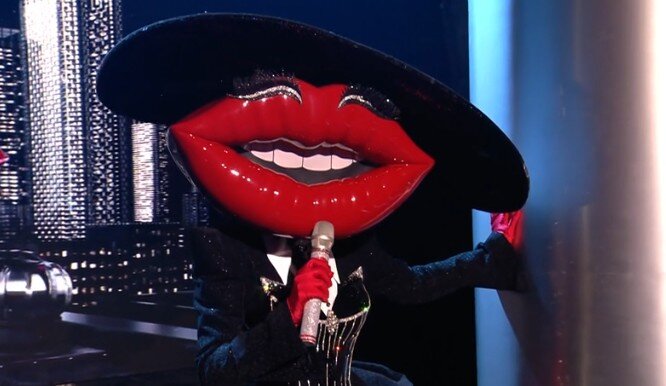 „The Masked Singer“: Zweite Enthüllung überrascht – SIE steckte im Kiss-Kostüm | © ProSieben/Screenshot