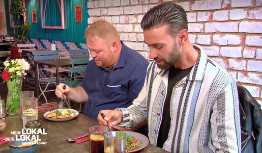 „Mein Lokal, Dein Lokal“: Vegane Matcha-Trendgerichte sorgen für Skepsis | © KabelEins/Screenshot