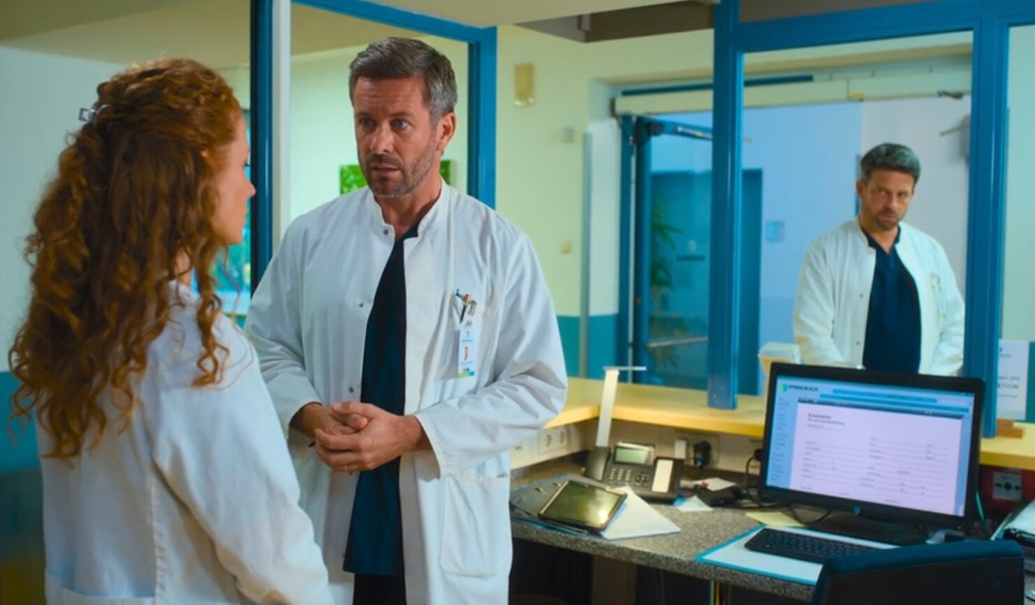 Massen-Abschied in der „Spreewaldklinik“: Müssen gleich mehrere Ärzte die Klinik verlassen? | © Sat.1/Screenshot