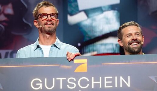 15 Minuten aus dem Kreißsaal: Joko & Klaas nutzen Sendezeit für die Hebammenkrise | © ProSieben/Screenshot