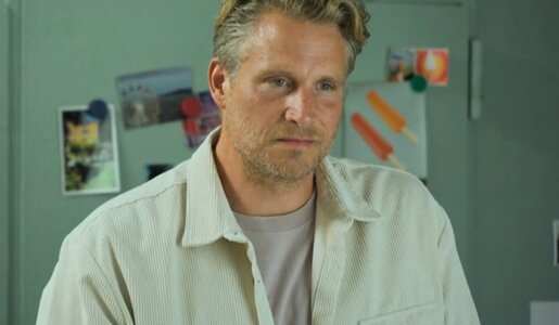 „Die Landarztpraxis“: Unerwartete Rückkehr! Kann Max seiner Schwester jemals verzeihen? | © Sat.1/Screenshot