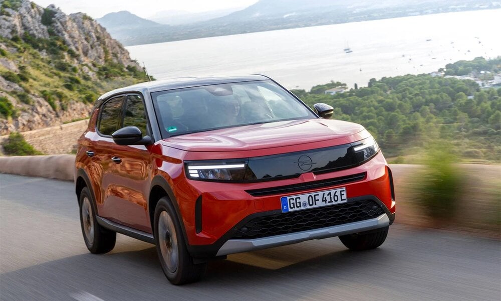 Der Opel Frontera bietet viel, egal ob als Electric oder als Hybrid. | © Opel