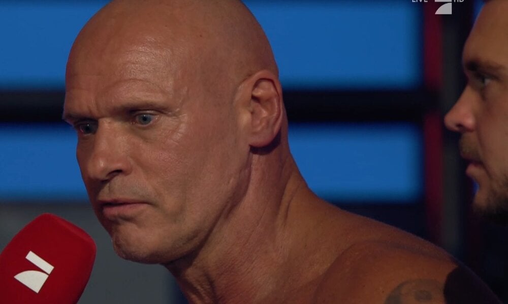 Tränen beim „TV Total Turmspringen“-Jubiläum: Thorsten Legat verletzt sich erneut | © ProSieben/Screenshot