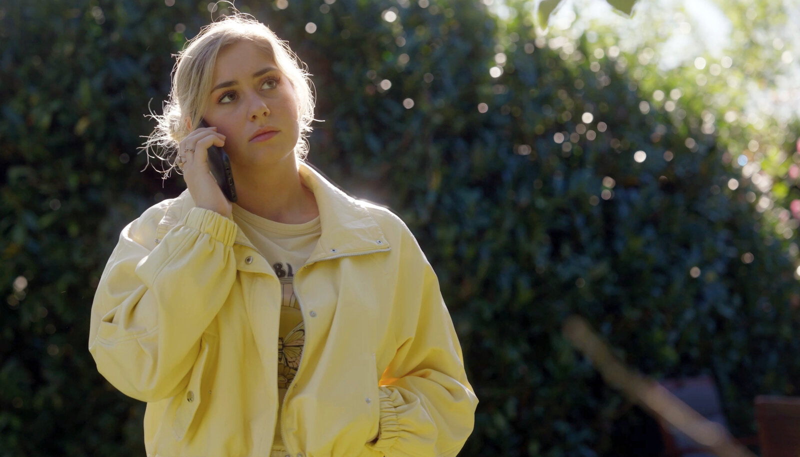 „Rote Rosen“: Tonis Rückkehr endet in dramatischer Enthüllung | © NDR/ARD/Studio Hamburg Serienwerft