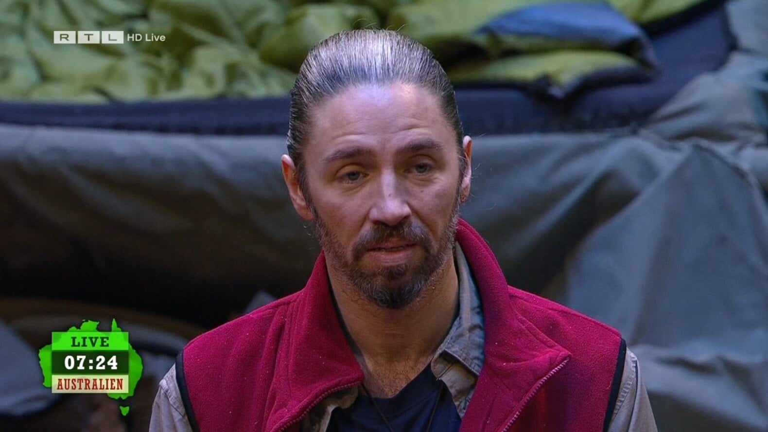 „Dschungelcamp“: Unfall in der Prüfung! Dr. Bob schickt Gil Ofarim ins Krankenhaus | © RTL