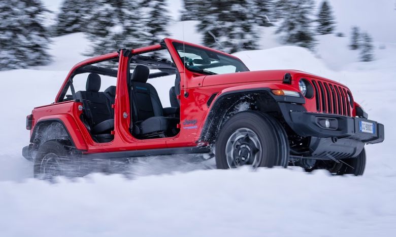 Jeep als Gipfelstürmer: Update für die Ikone und elektrische Brüder