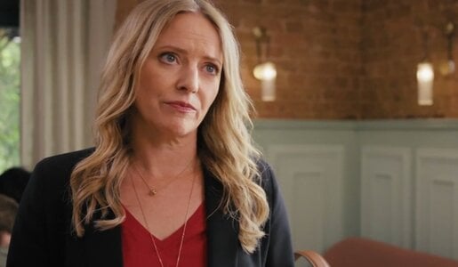 „Ein Hof zum Verlieben“: Laura trifft eine schwere Entscheidung – und macht sich sofort Feinde | © Sat.1