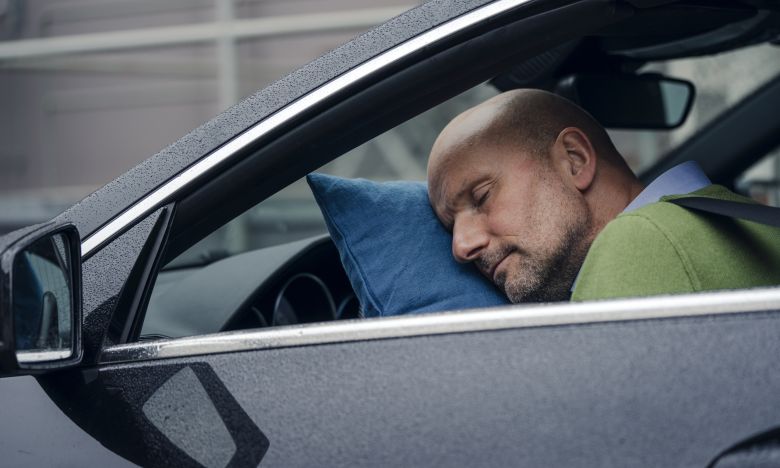 Darf man im eigenen Auto übernachten?