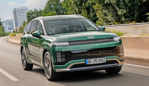 Der Ioniq 9 ist Hyundais E-Flaggschiff und eine imposante Erscheinung. | © Hyundai