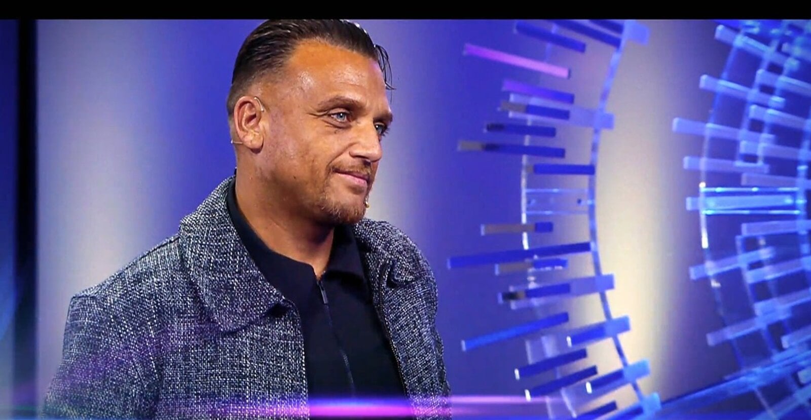 „DSDS“-Überraschung: Dieter Bohlen holt Ex-Kandidat Menowin Fröhlich wieder ins Casting | © RTL