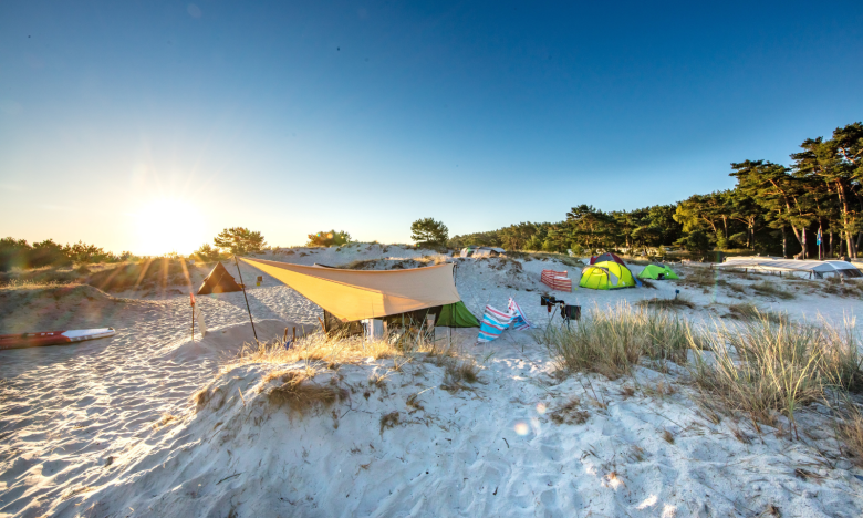 Campingträume werden wahr: Die 4 schönsten Plätze an der Ostsee 2024!