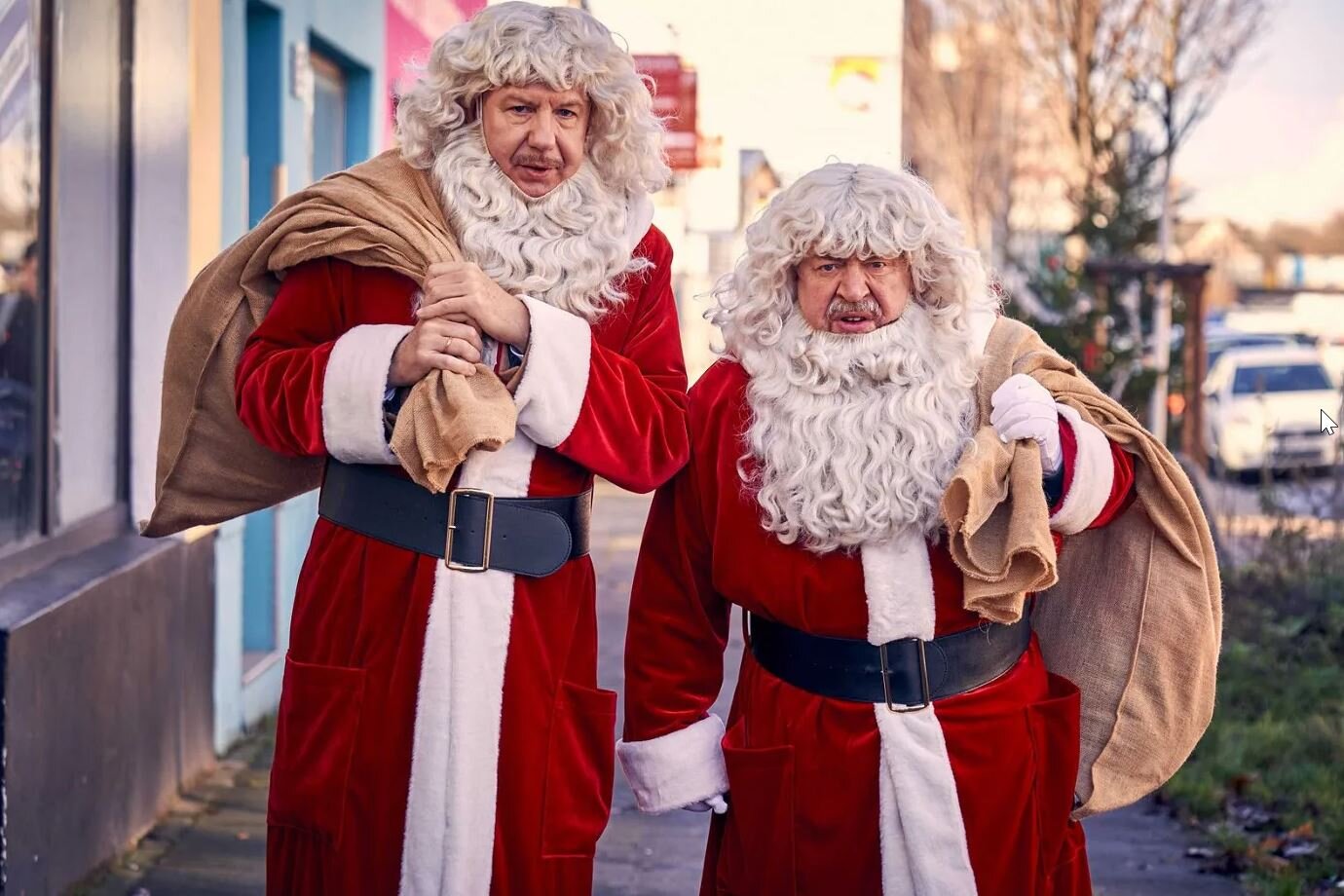  Wolfgang Krettek (Ludger Pistor) und Günther Kuballa (Armin Rohde) suchen einen kriminellen Kollegen. | © WDR