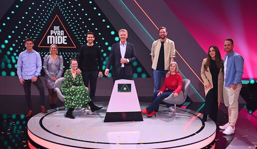 SAT.1 startet die SAT.1 Kult-Show-Wochen mit der legendären Quizshow - "ist ein geometrischer Körper und DAS ägyptische Wahrzeichen" - "Die Pyramide". | © Sat.1