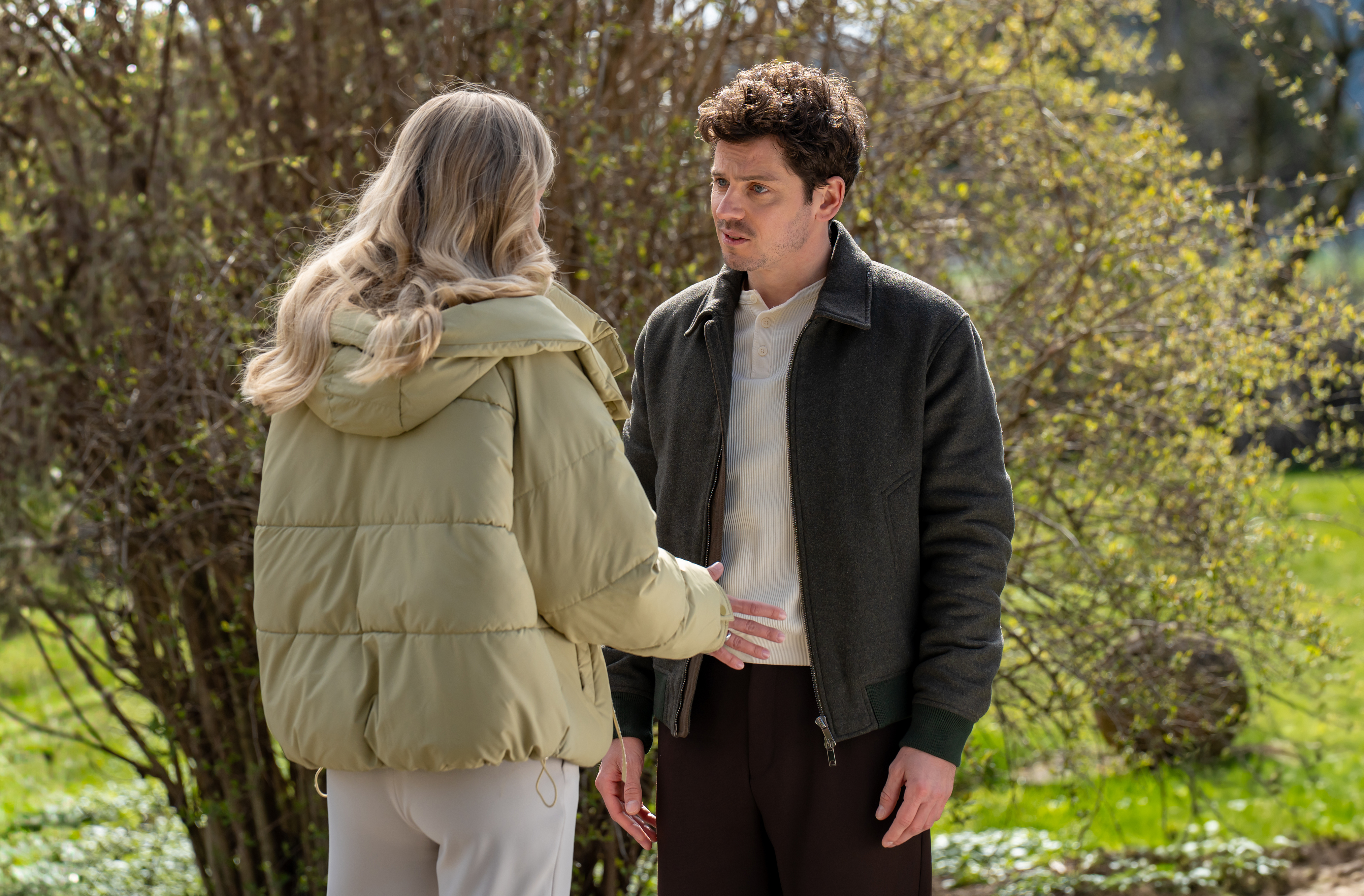 Sturm der Liebe“: Enthüllt Greta Kilians und Larissas Scheinehe?